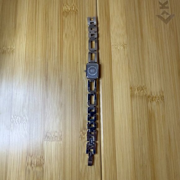 Gloria Vanderbilt GVII Ladies' Silver & Baby Blue Tank Watch 5203QB - Picture 4 of 5